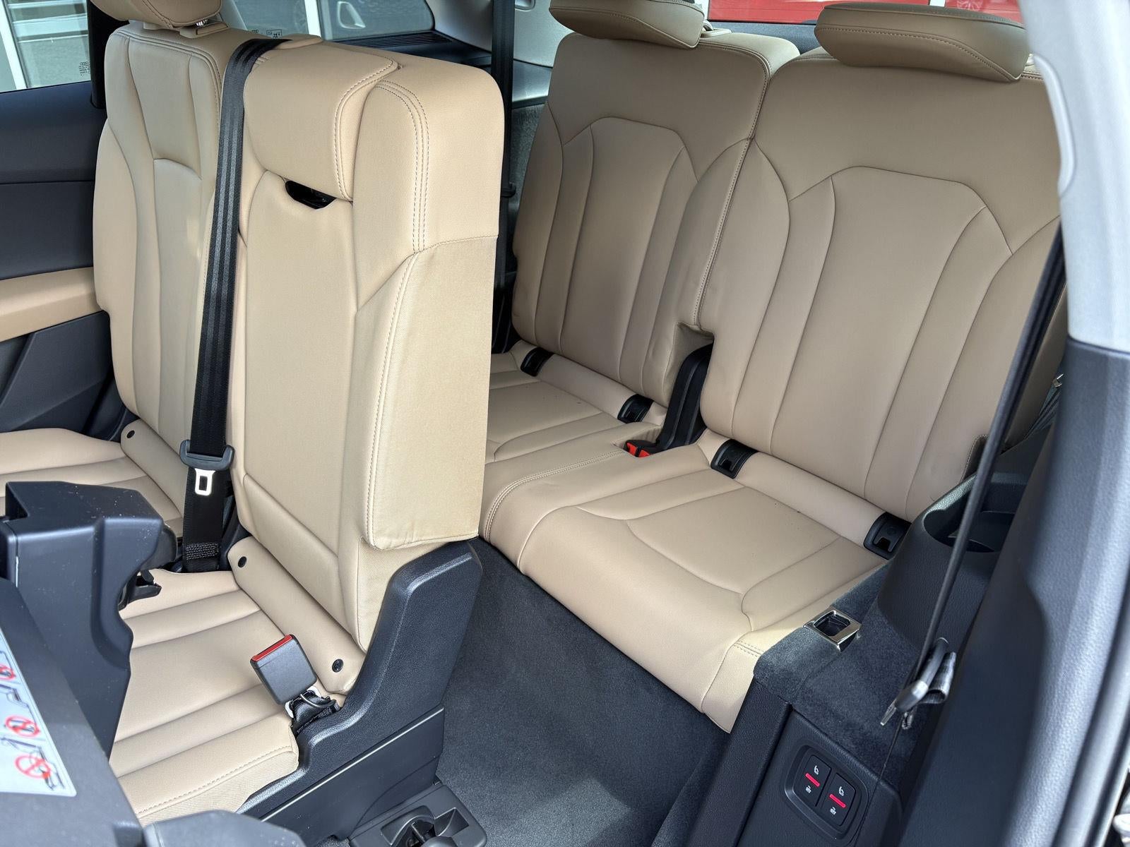 2026 Audi Q7 Premium
