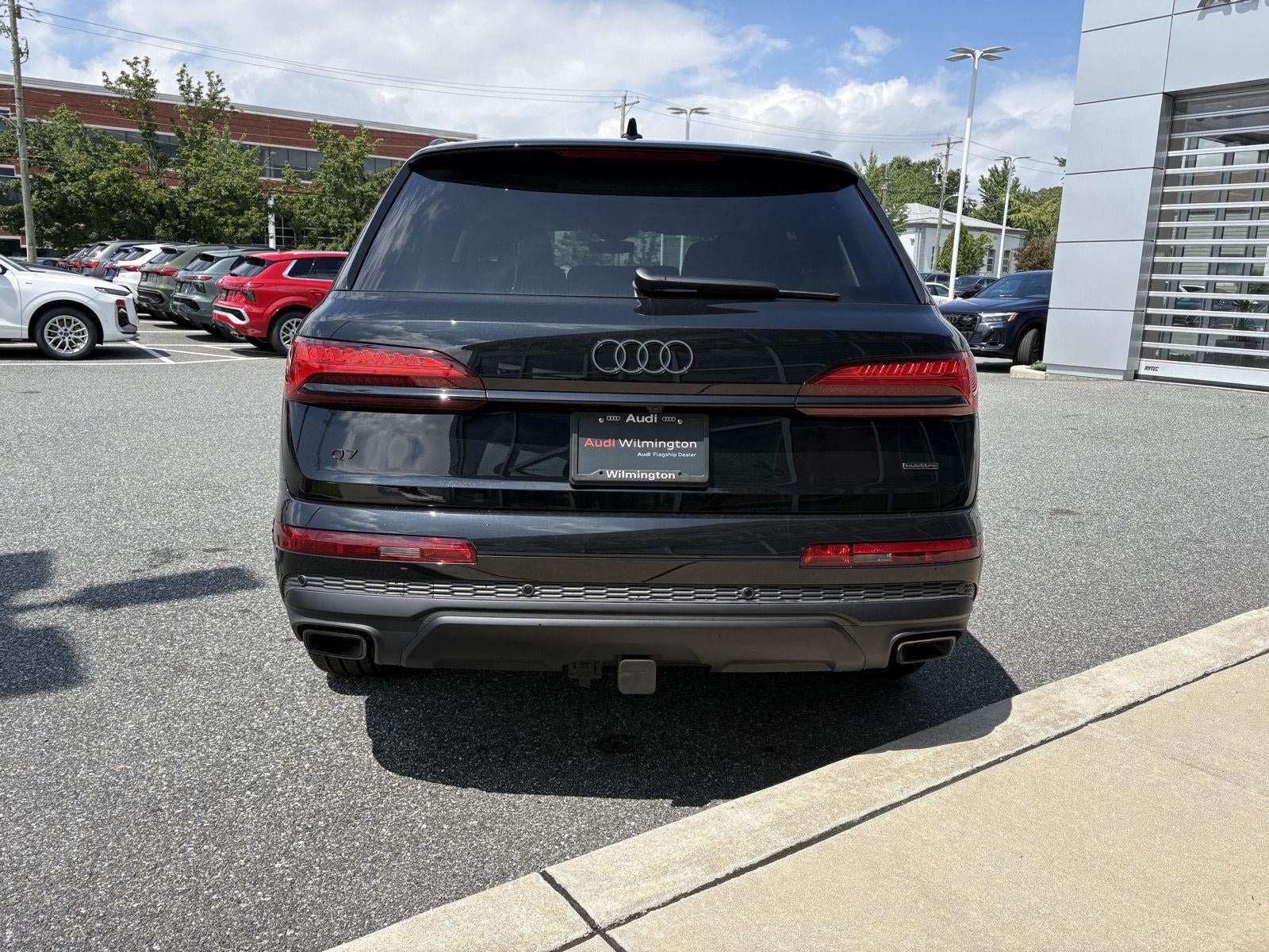 2026 Audi Q7 Premium