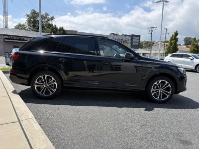 2026 Audi Q7 Premium