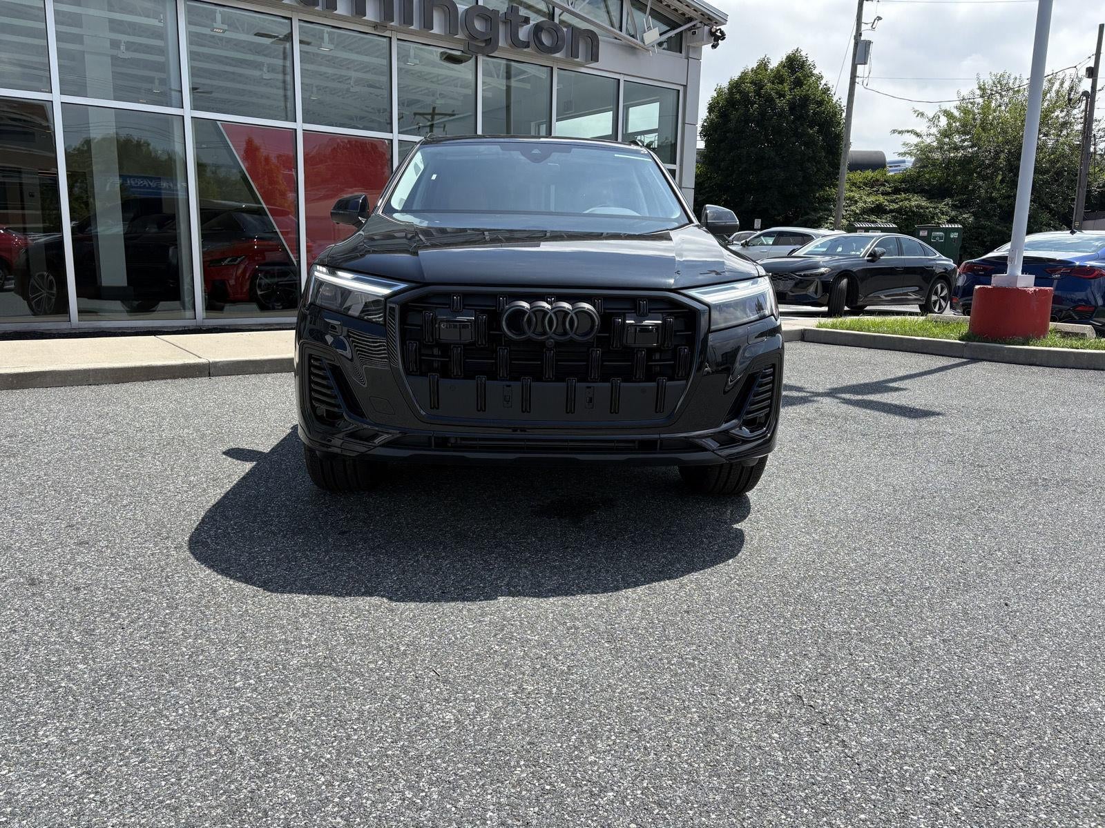2026 Audi Q7 Premium