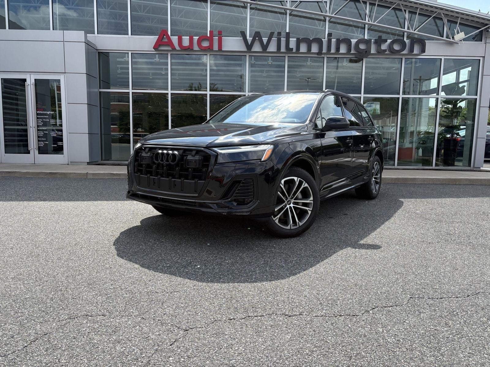 2026 Audi Q7 Premium