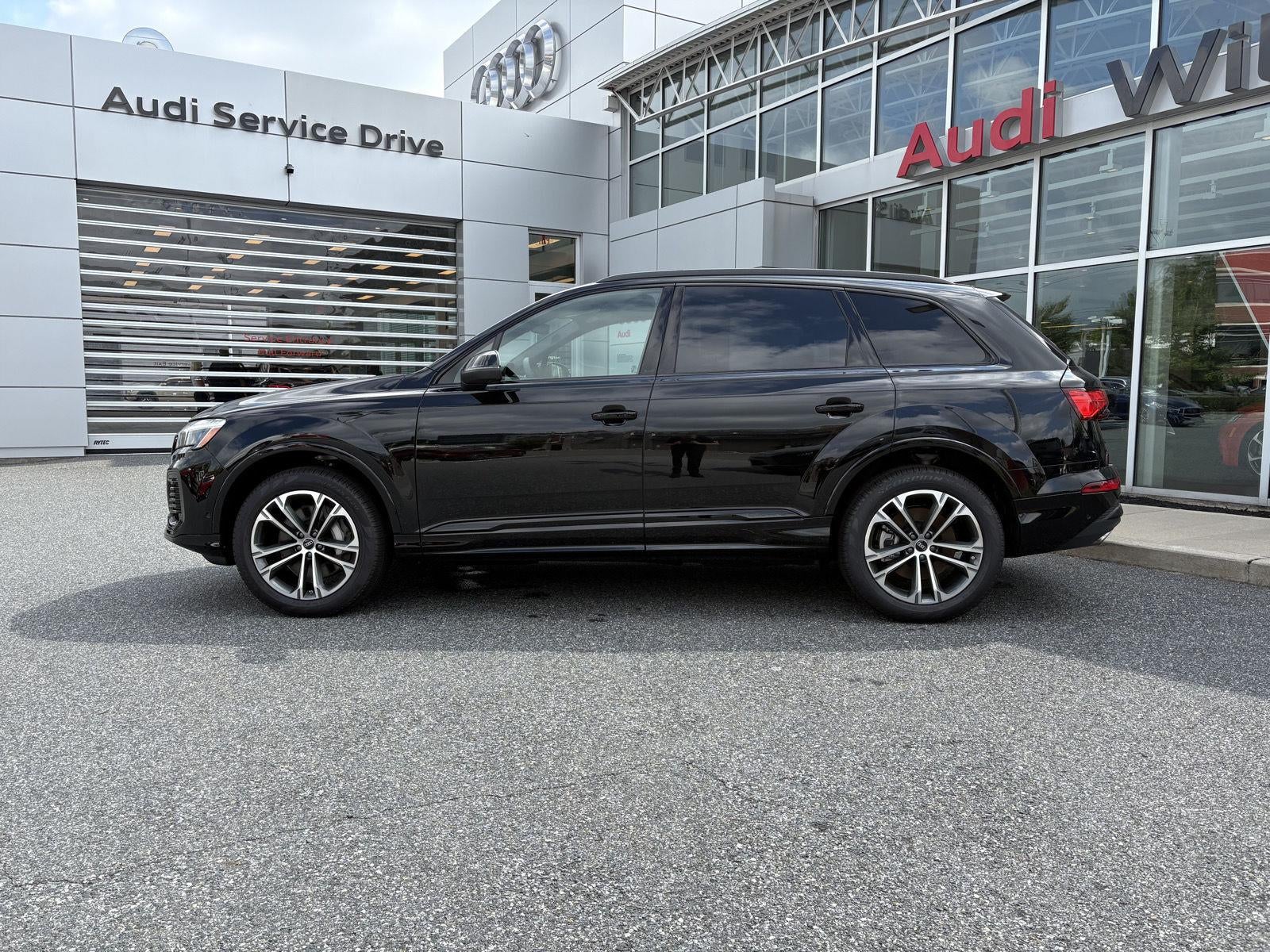 2026 Audi Q7 Premium