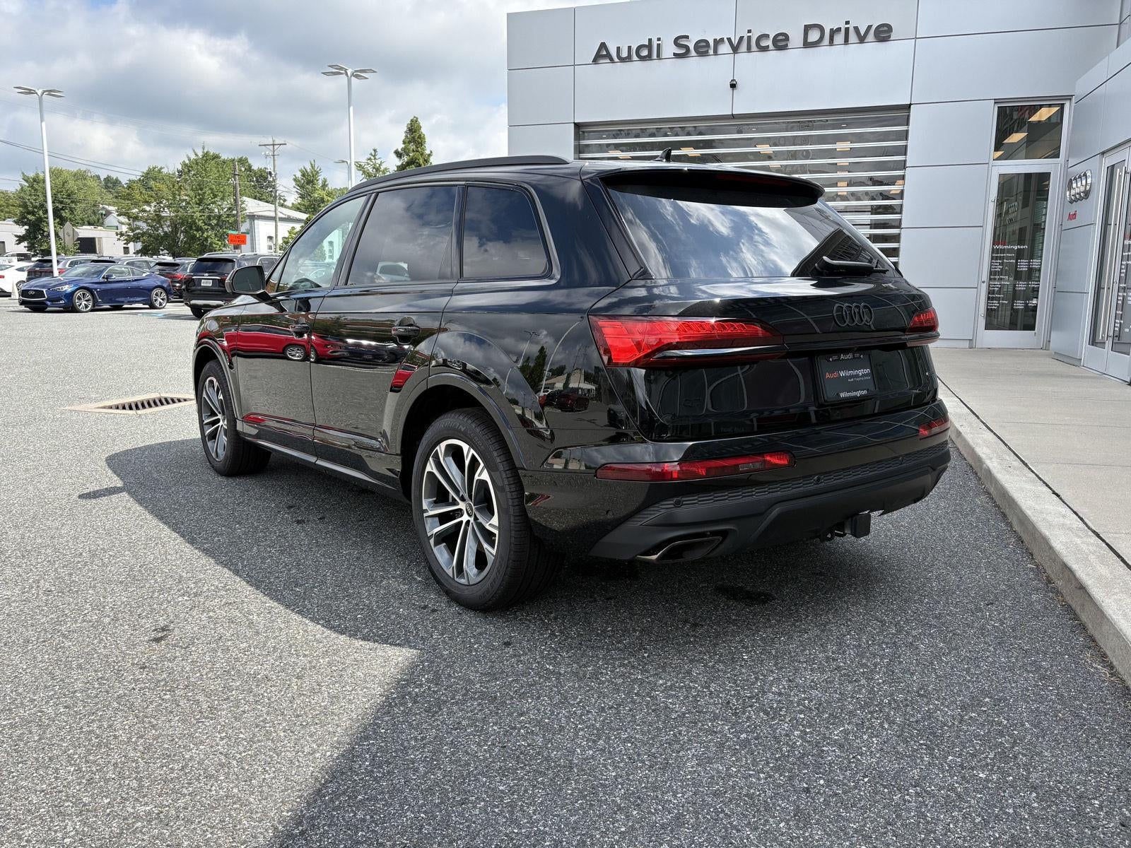 2026 Audi Q7 Premium