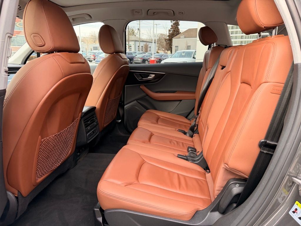 2023 Audi Q7 45 Premium quattro