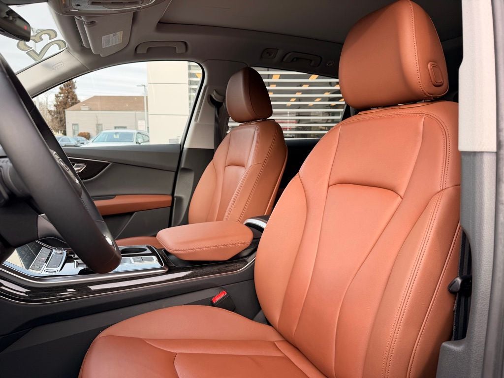 2023 Audi Q7 45 Premium quattro