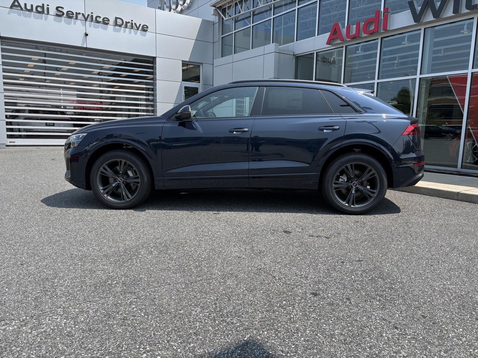 2026 Audi Q8 Premium