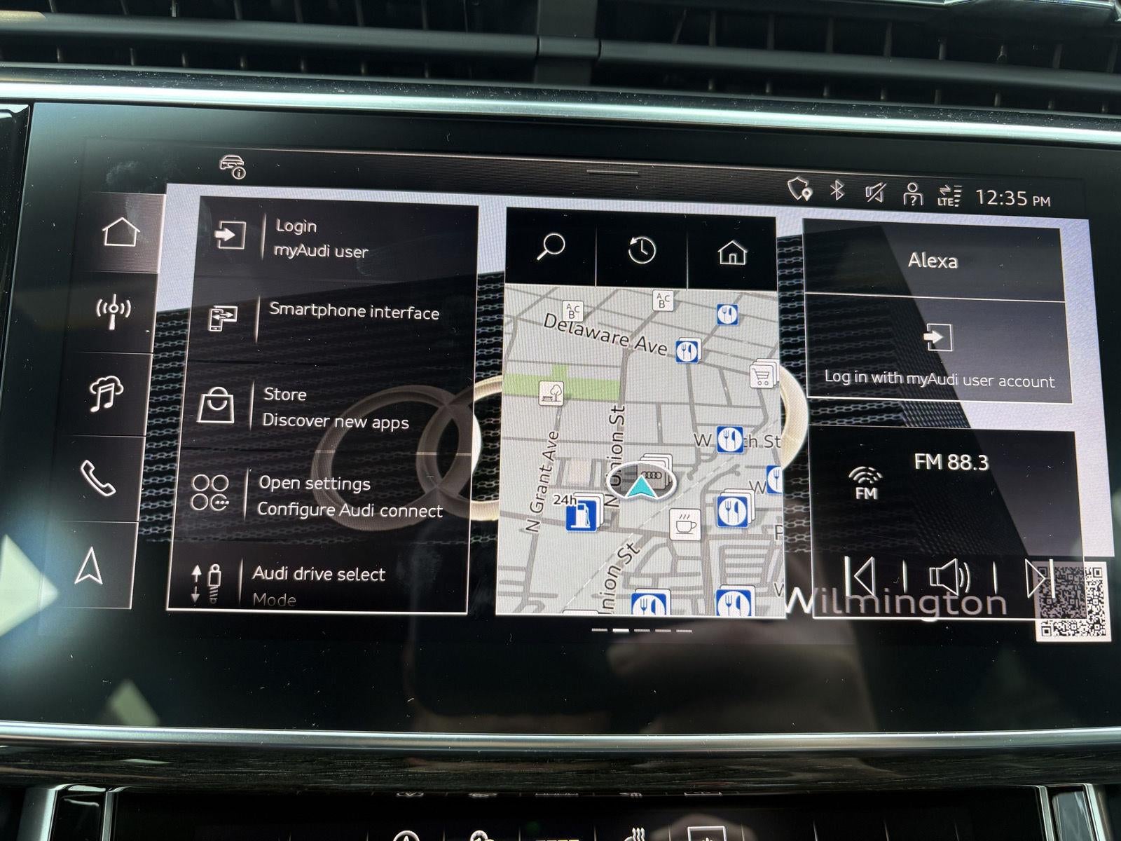 2026 Audi Q8 Premium