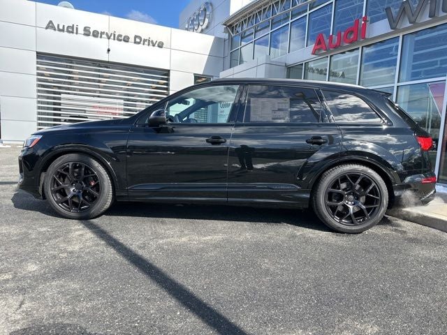 2026 Audi SQ7 Premium Plus quattro