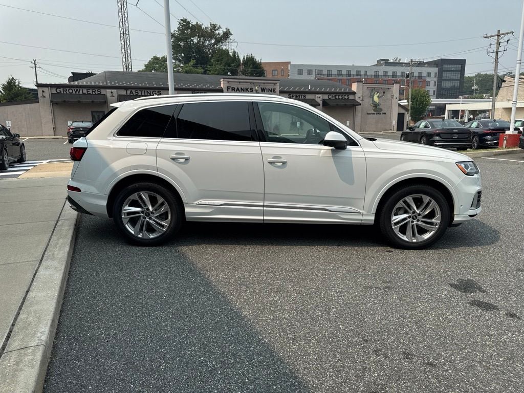 2022 Audi Q7 55 Premium quattro