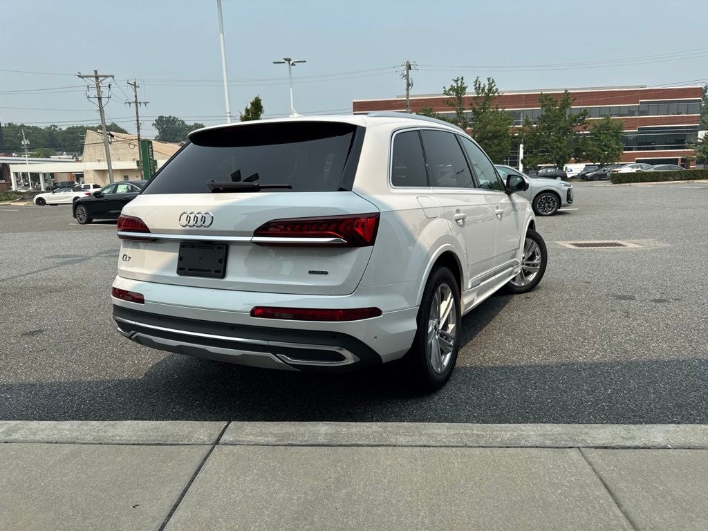 2022 Audi Q7 55 Premium quattro