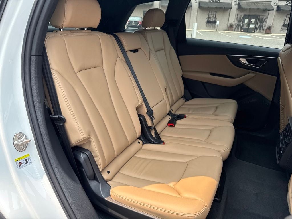 2022 Audi Q7 55 Premium quattro