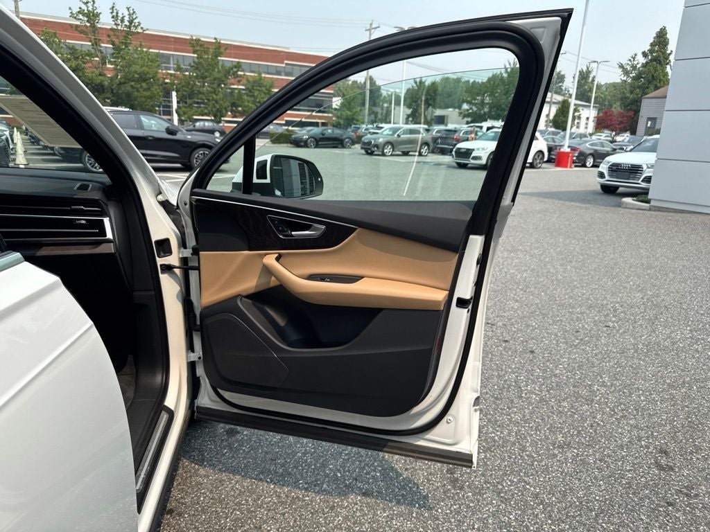 2022 Audi Q7 55 Premium quattro