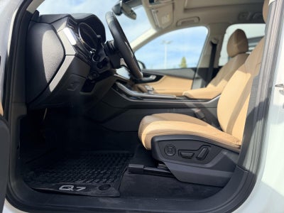 2023 Audi Q7 Premium
