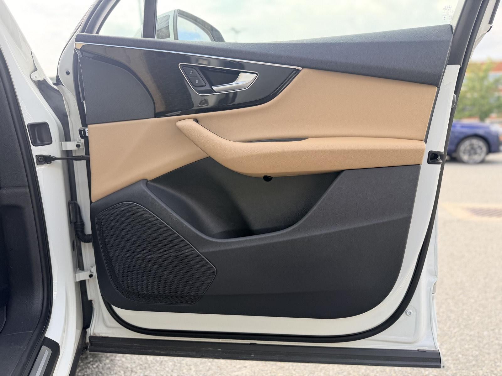 2023 Audi Q7 Premium