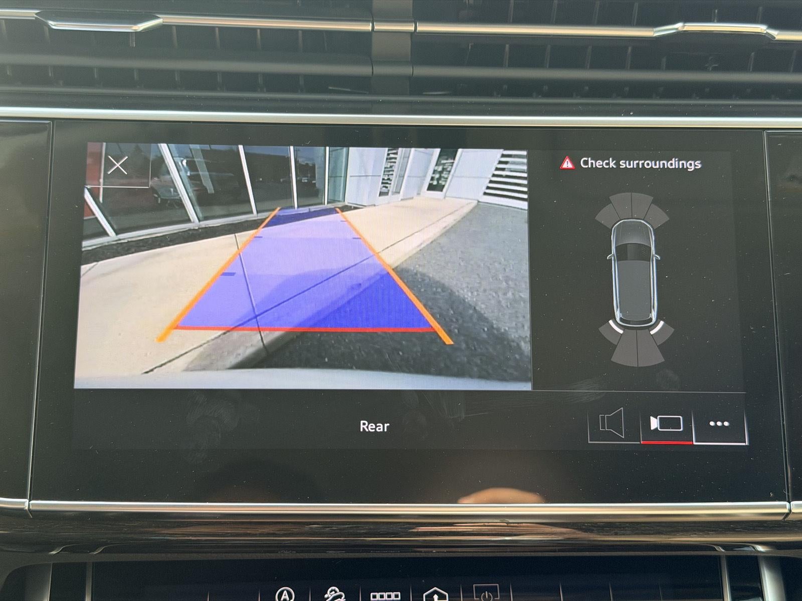 2023 Audi Q7 Premium