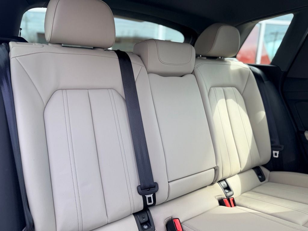 2024 Audi Q4 e-tron Premium Plus