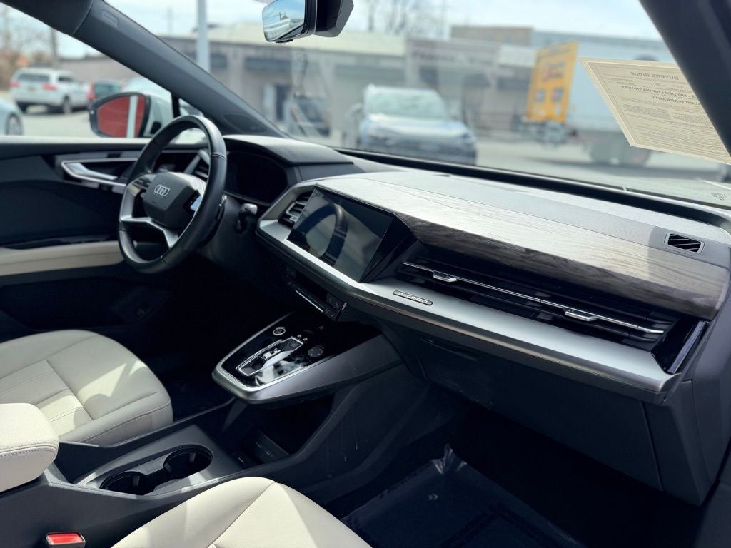 2024 Audi Q4 e-tron Premium Plus