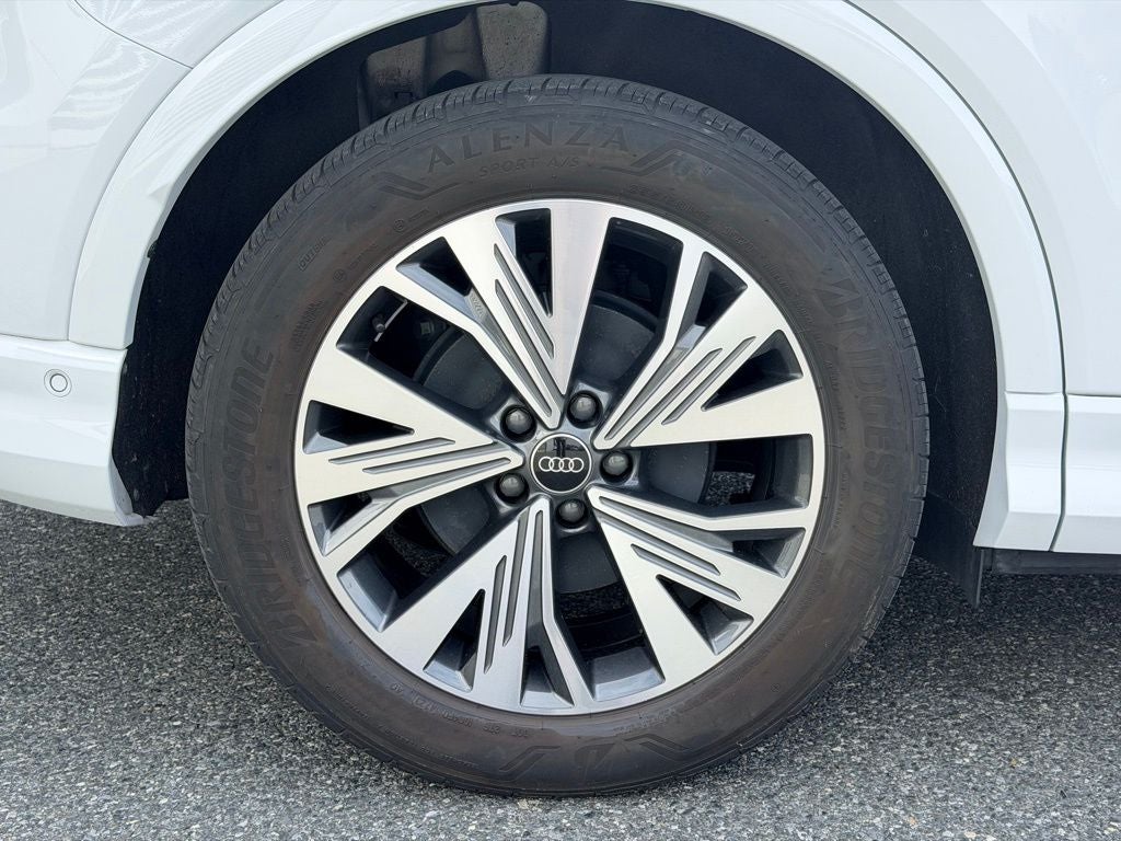 2024 Audi Q4 e-tron Premium Plus