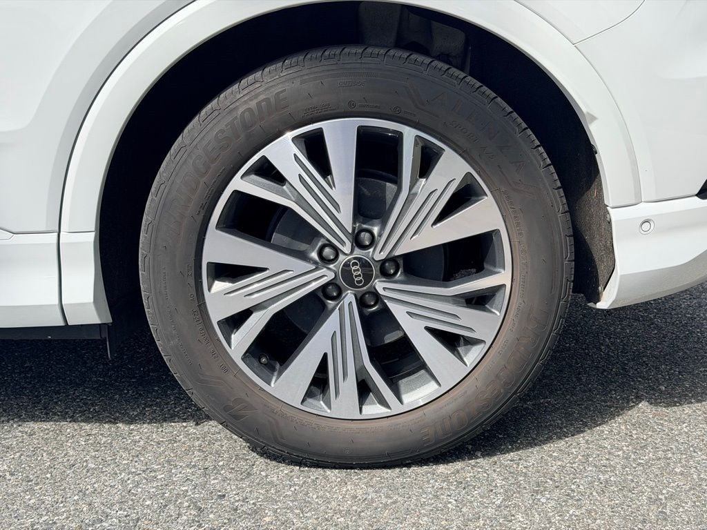 2024 Audi Q4 e-tron Premium Plus