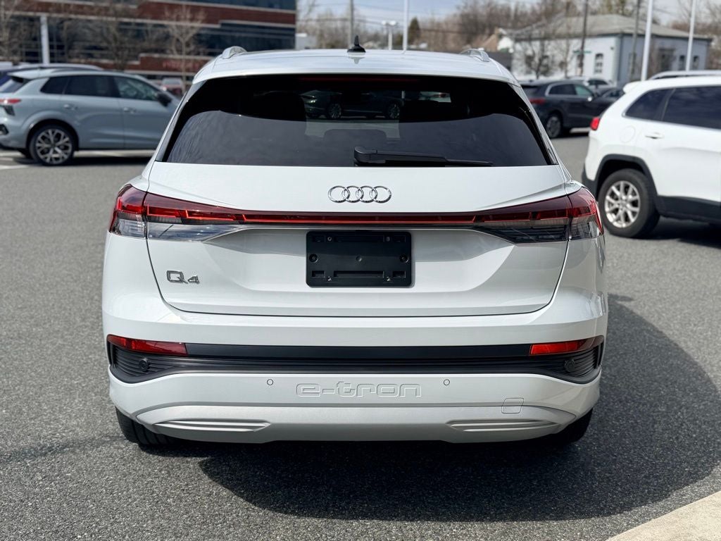 2024 Audi Q4 e-tron Premium Plus
