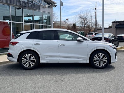 2024 Audi Q4 e-tron Premium Plus