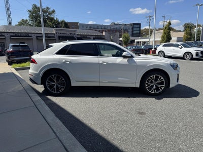 2024 Audi Q8 Premium Plus