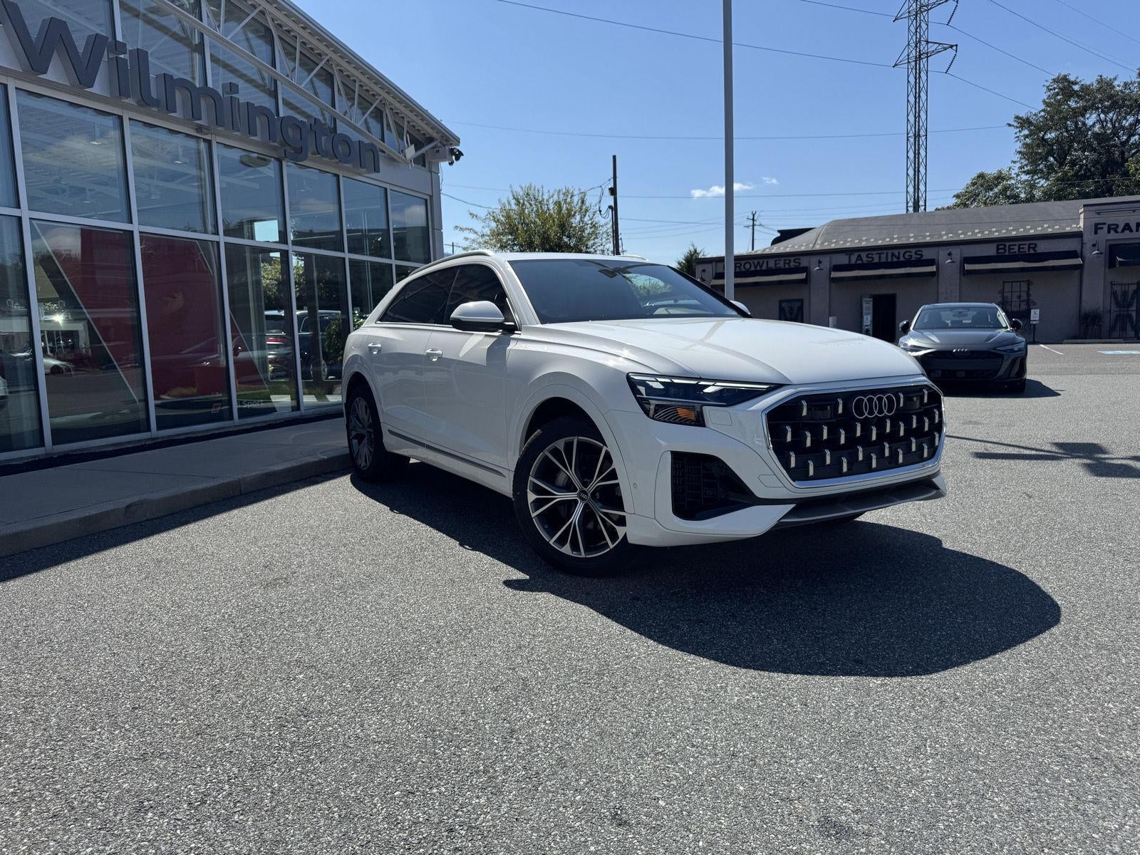2024 Audi Q8 Premium Plus