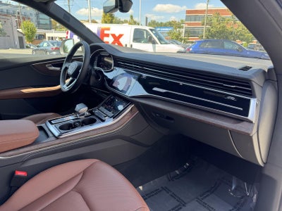 2024 Audi Q8 Premium Plus