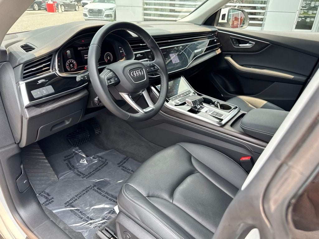 2023 Audi Q8 55 Premium Plus quattro