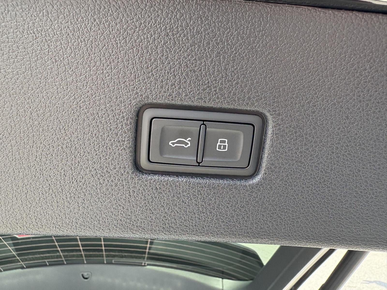 2026 Audi Q8 Premium Plus