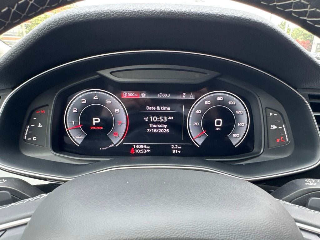 2023 Audi Q8 55 Premium Plus quattro