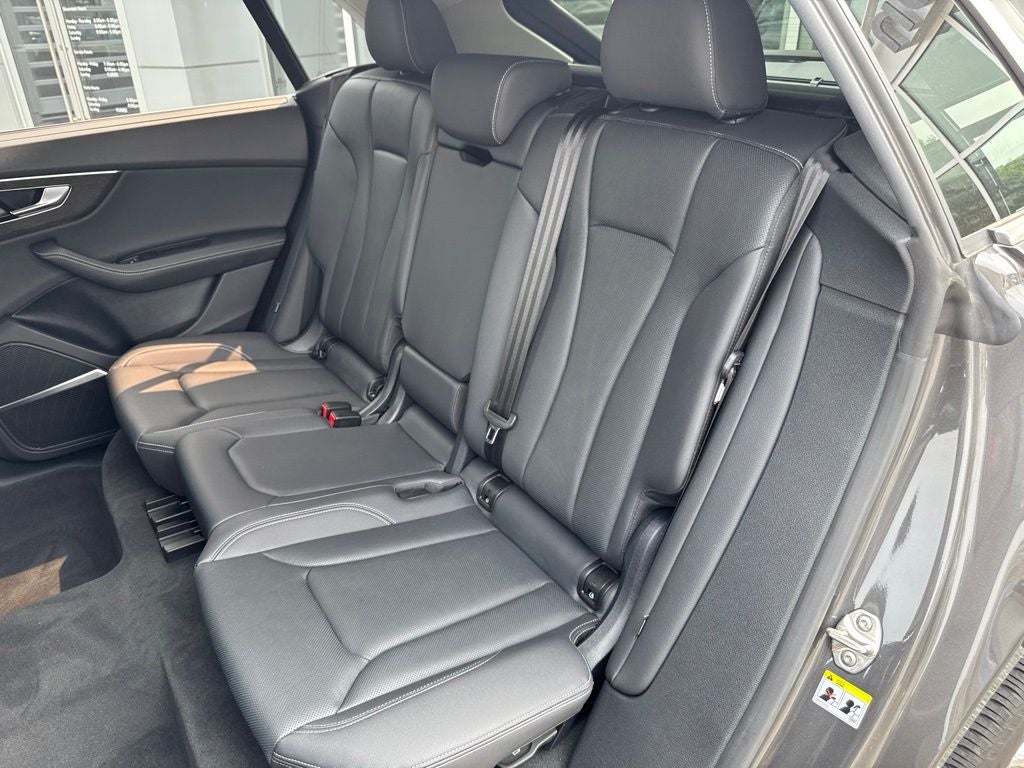 2023 Audi Q8 55 Premium Plus quattro