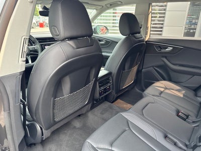 2023 Audi Q8 55 Premium Plus quattro