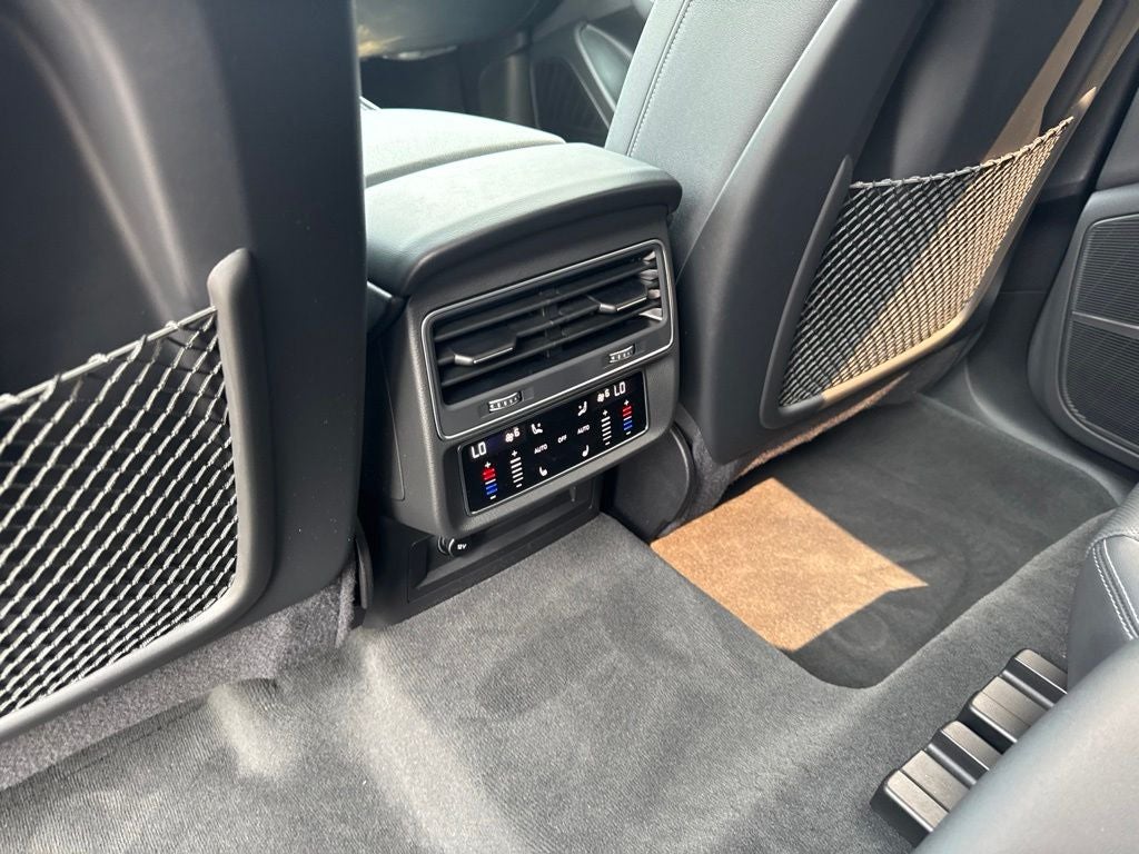 2023 Audi Q8 55 Premium Plus quattro
