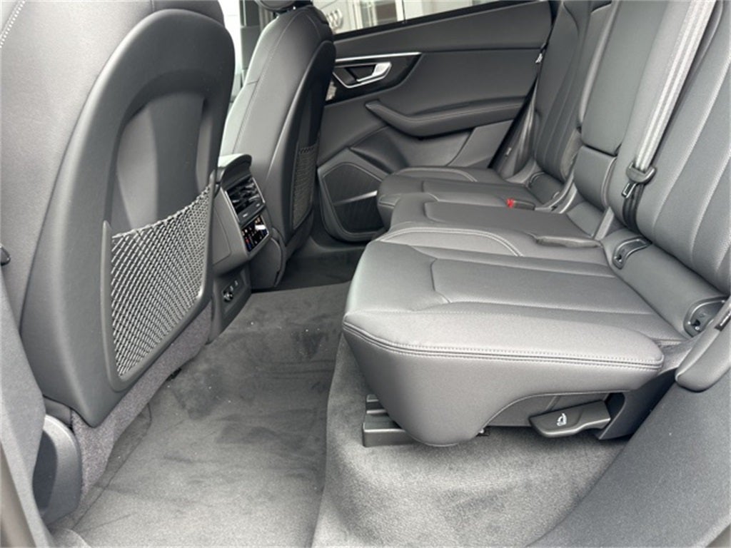 2025 Audi Q8 55 Premium Plus quattro