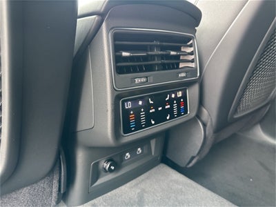 2025 Audi Q8 55 Premium Plus quattro