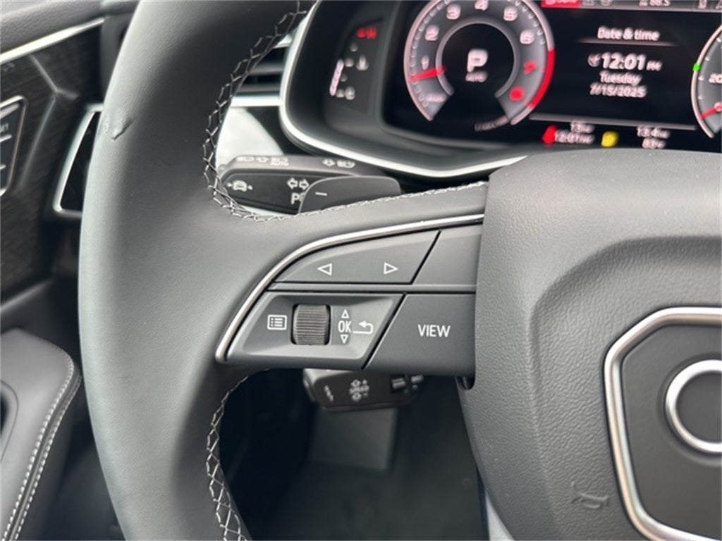 2025 Audi Q8 55 Premium Plus quattro