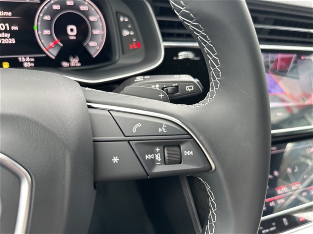 2025 Audi Q8 55 Premium Plus quattro