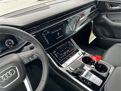 2025 Audi Q8 55 Premium Plus quattro