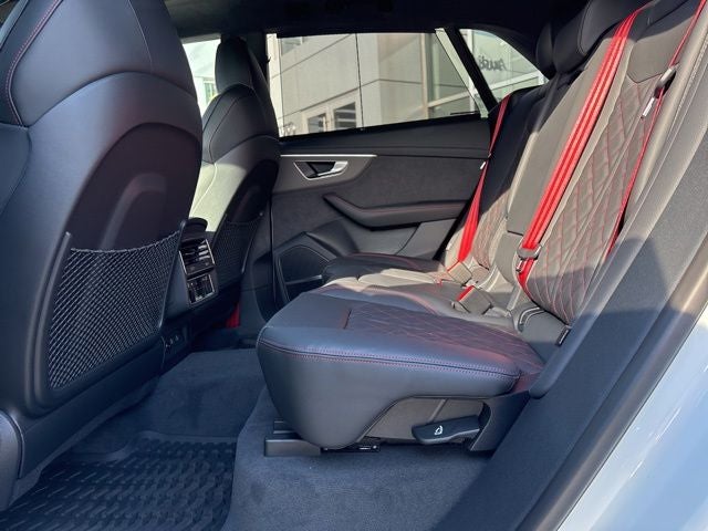 2026 Audi SQ8 4.0T Prestige quattro