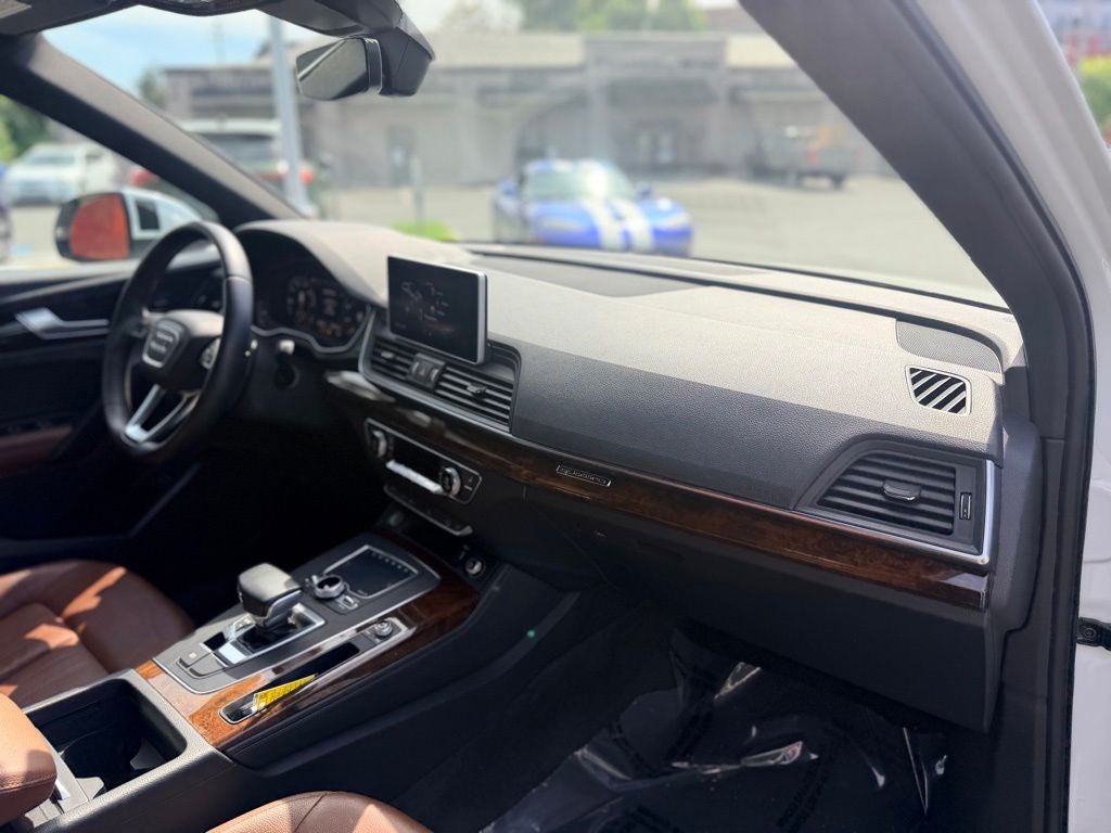 2020 Audi Q5 e 55 Premium Plus quattro