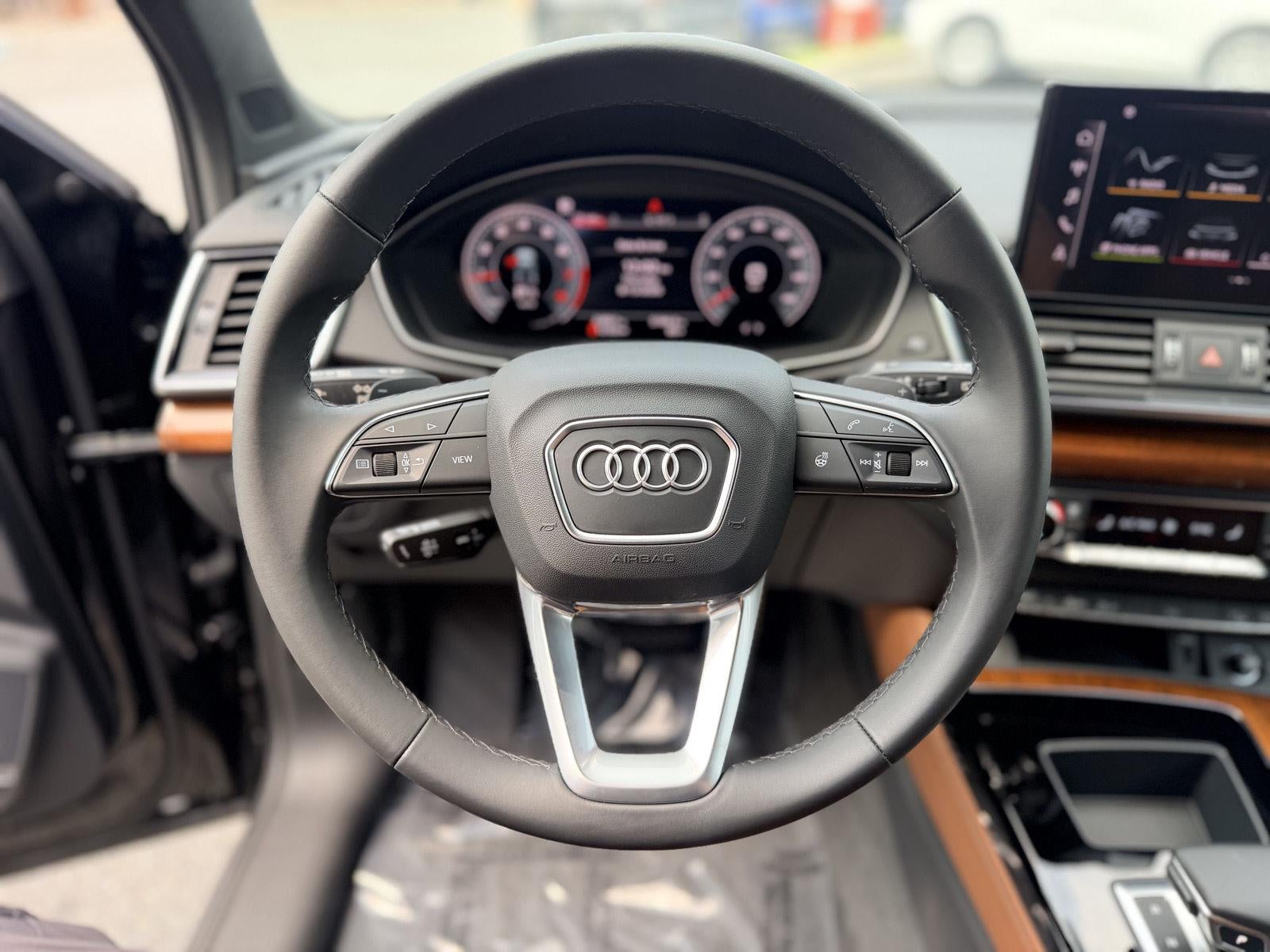 2023 Audi Q5 S line Premium Plus