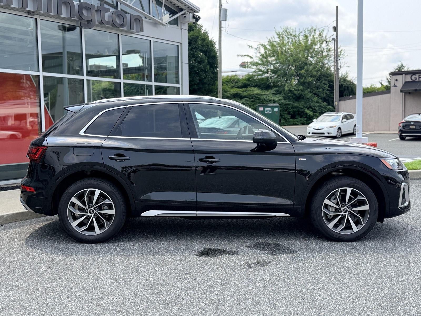 2023 Audi Q5 S line Premium Plus