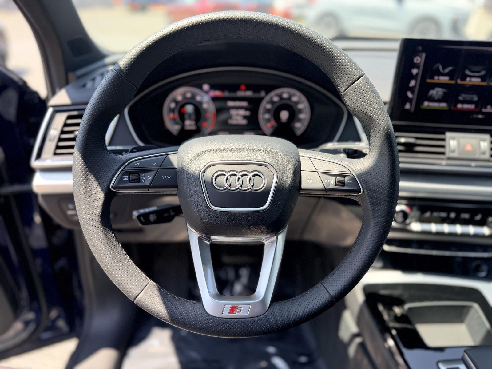 2024 Audi Q5 S line Premium Plus