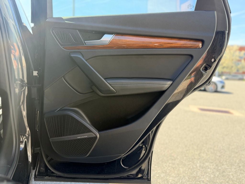 2023 Audi Q5 45 S line Premium Plus quattro