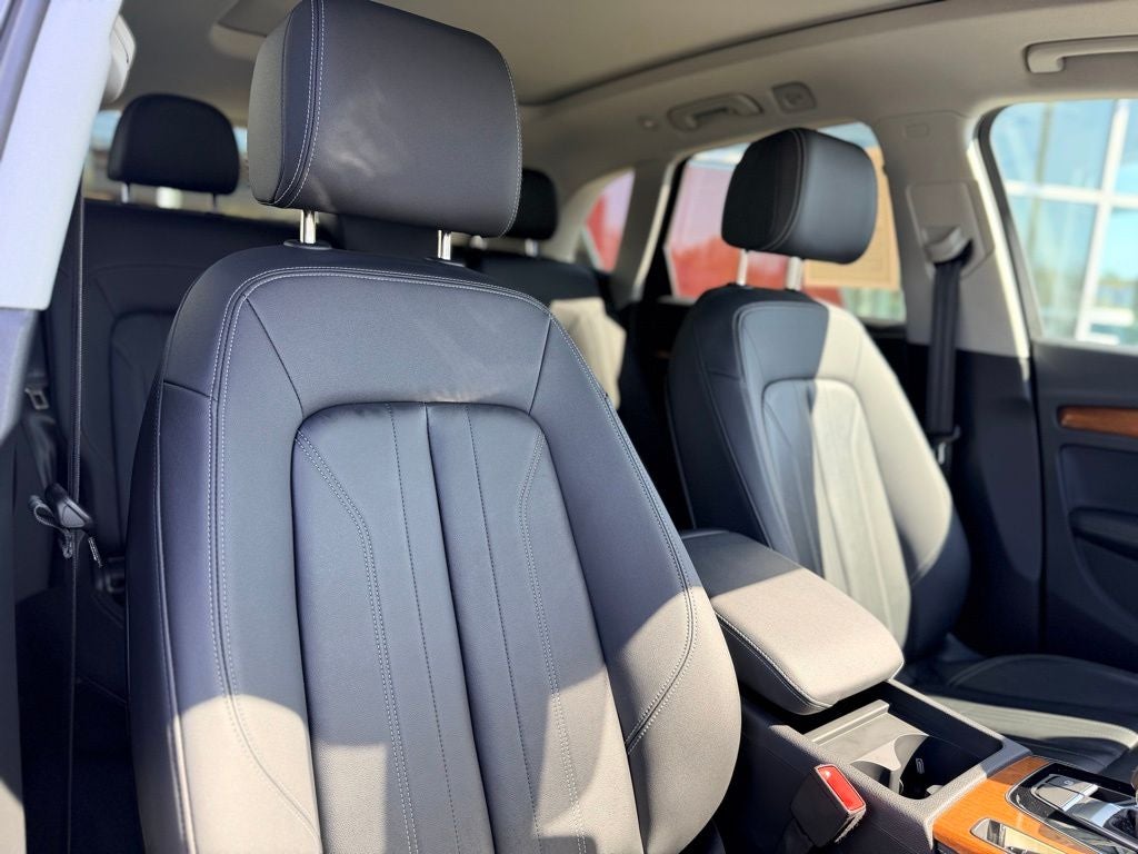 2023 Audi Q5 45 S line Premium Plus quattro