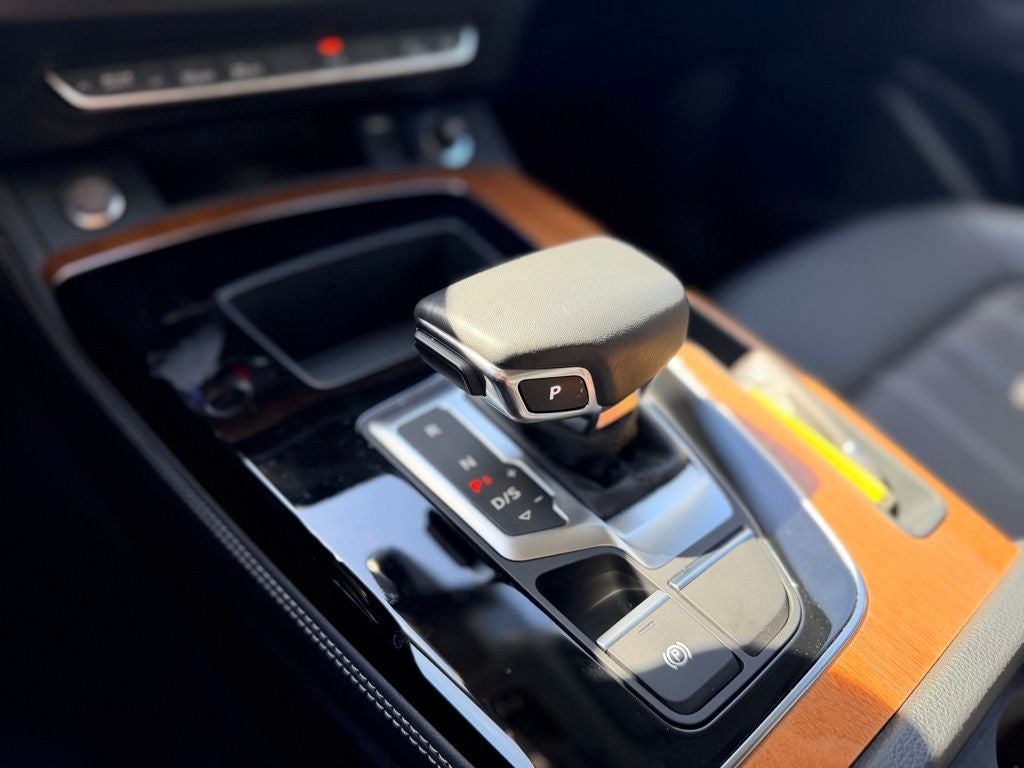 2023 Audi Q5 45 S line Premium Plus quattro