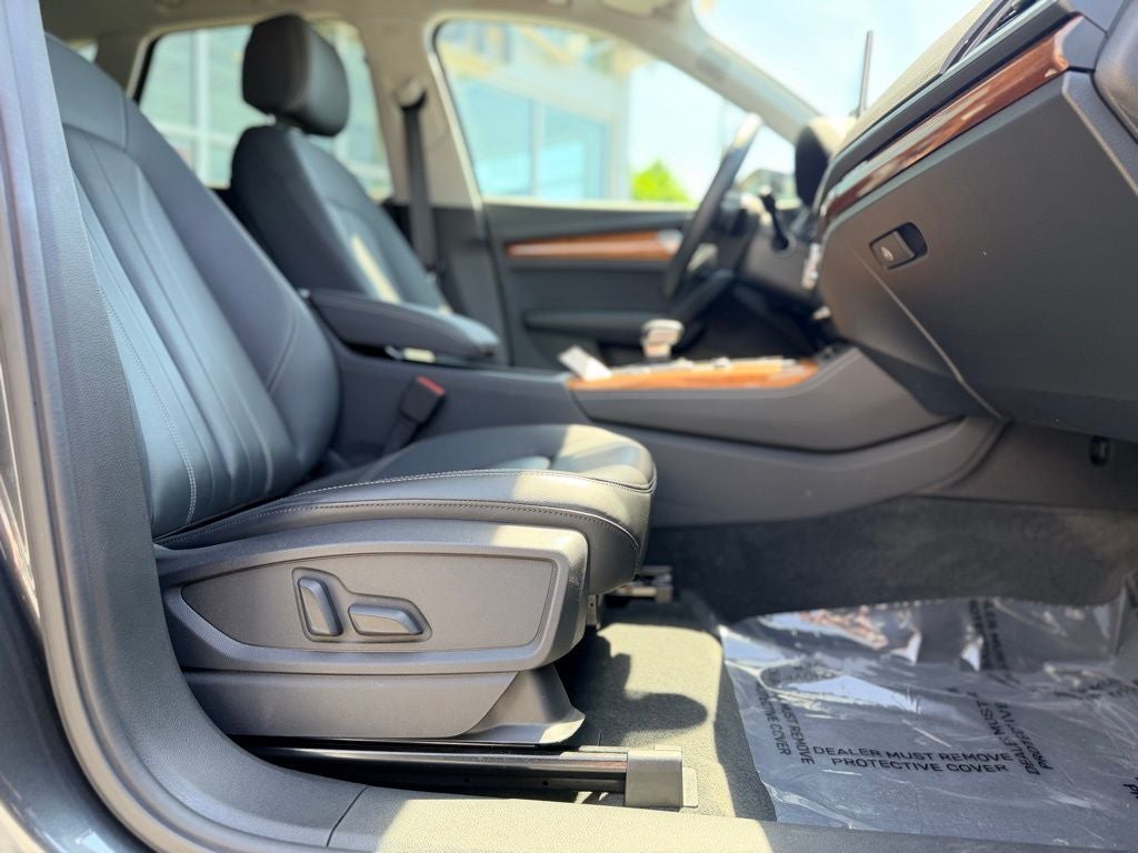 2023 Audi Q5 45 S line Premium Plus quattro