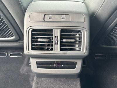 2026 Audi Q5 2.0T Premium Plus quattro