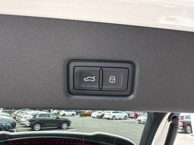 2026 Audi Q5 2.0T Premium Plus quattro